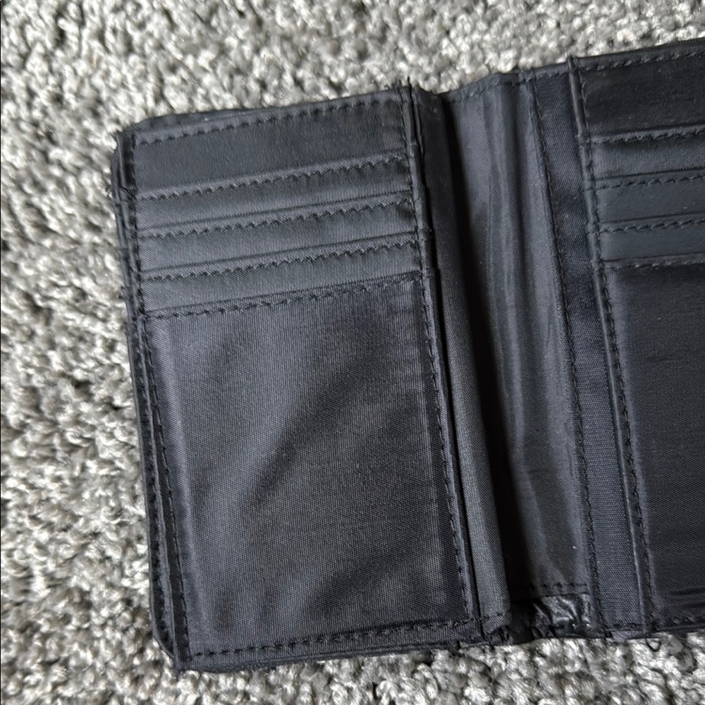 Black Wallet - Picture 6 of 9